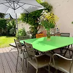 Studio Avec Acces Jardin-Terrasse
